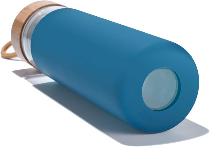 20 Oz Borosilicate Glass Water Bottles with Silicone Sleeve BPA Free, Dishwasher Safe - Reusable Clear Glass Drinking with Leak Proof Bamboo Lid | Perfect Gym Water Bottles for Men & Women