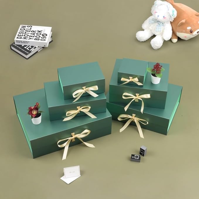 Skivra Green Large Collapsible Gift Box with Lid - Magnetic Closure, Rectangle, 13x11x5.3 Inch, Includes Crinkle Cut Paper Shred & Card