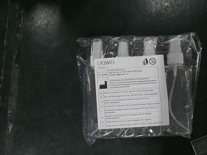 4Pcs Small Spray Bottle, Travel Spray Bottle, Clear Empty Mini Travel Plastic Bottles Fine Mist, Refillable Containers Perfume Travels Bottles for Perfumes and Cosmetics