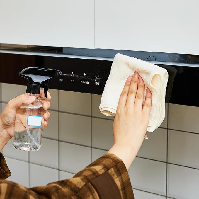 9 Pack 16oz/500ml Plastic Spray Bottle Bulk for Plant Small Spray Bottle Fine Mist Water Sprayer Upgraded Adjustable Nozzle Refillable Empty Containers for Cleaning, Hair, Cooking(Clear)