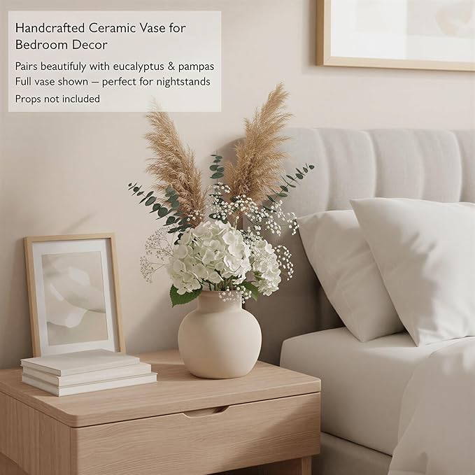 5.5-Inch Off-White Ceramic Flower Vase, Rustic Farmhouse Boho Pottery Decor for Living Room, Table Centerpiece, Mantel & Shelf