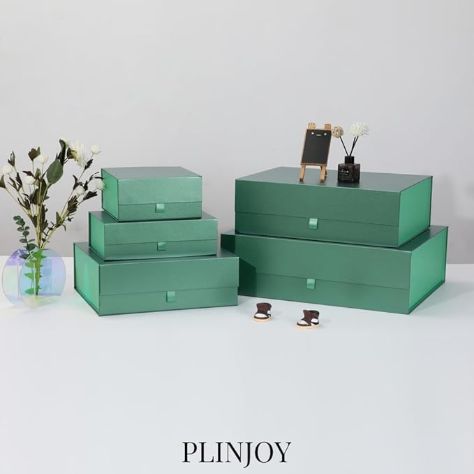 Large Gift Box 13.5x11.8x4.7 Inches, Green Gift Boxes for Presents with Magnetic Closure Lid, Luxury Gift Box Rectangle Collapsible Boxes for Gift Packaging
