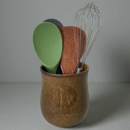 Medium Ceramic Kitchen Utensil Holder for Kitchen Counter Short Cooking Utensil Holder for Countertop Spatula Holder Small Utensil Crock Cutlery Holder Silverware Caddy Flower Vase (Rustic Brown)