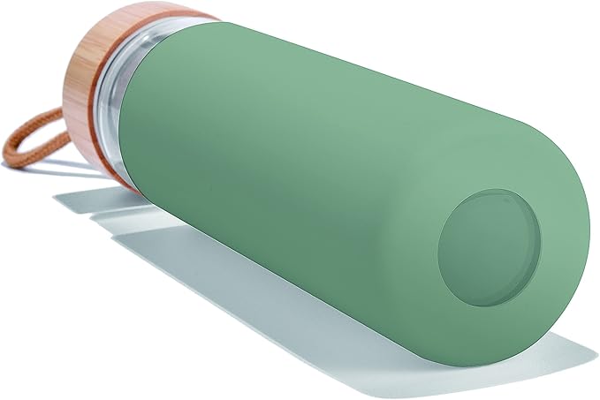 20 Oz Borosilicate Glass Water Bottles with Silicone Sleeve BPA Free, Dishwasher Safe - Reusable Clear Glass Drinking with Leak Proof Bamboo Lid | Perfect Gym Water Bottles for Men & Women