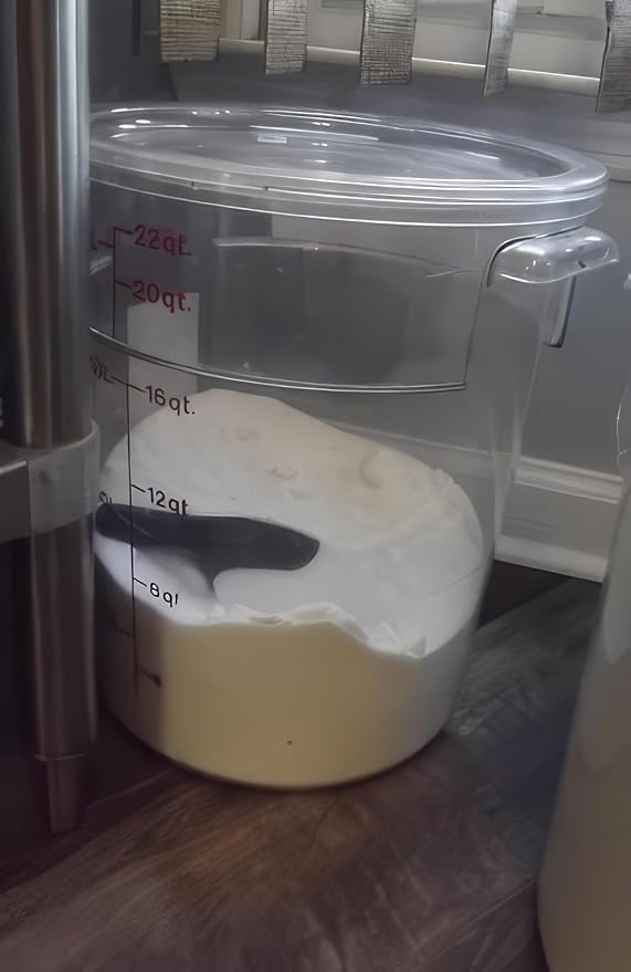 22 Qt Commercial Food Storage Container with Lid Set - Clear Round Polycarbonate with Red Graduations, NSF Listed, BPA-Free for Restaurant Kitchen Organization (4)