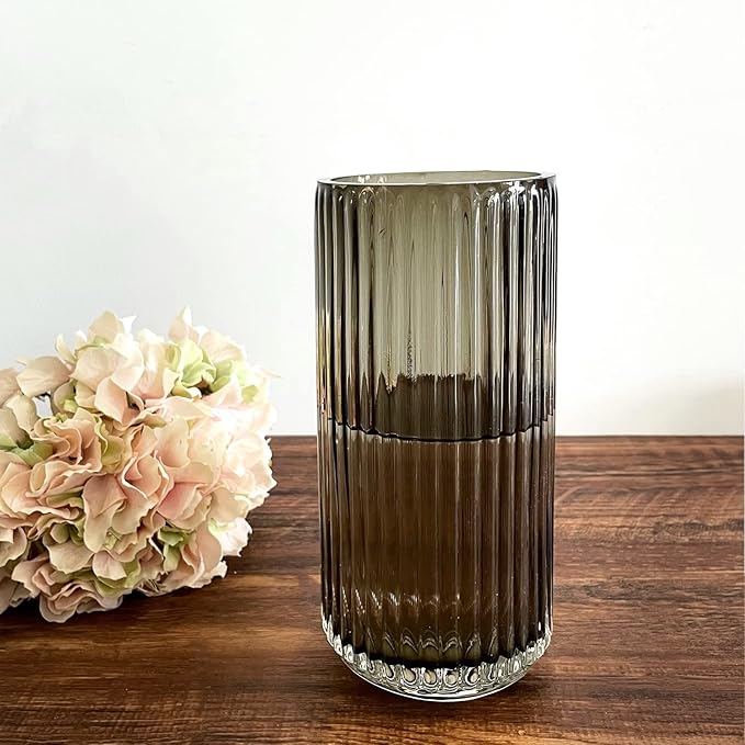 BUICCE Hand Blown Glass Flower Vase for Farmhouse Decor,Round Vintage Foding Bottles for Kitchen Dining Table Cafe Home Shelf Wedding Centerpiece. Amber