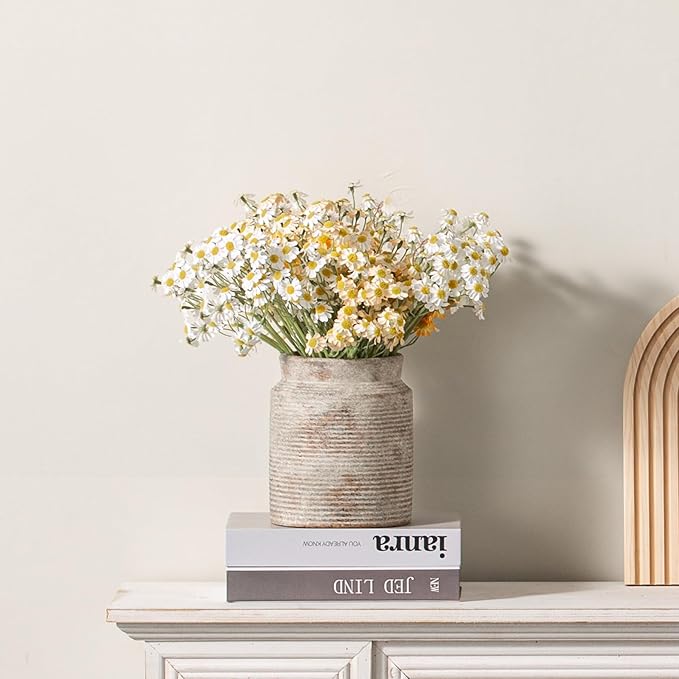 Ceramic Flower Vase 6.5 inch Farmhouse Rustic Vase for Home Decor Handcrafted Pottery Vase Small Terracotta Vases for Dining Table Decor Fireplace Living Room Bathroom Wedding Centerpiece(M-Terra)