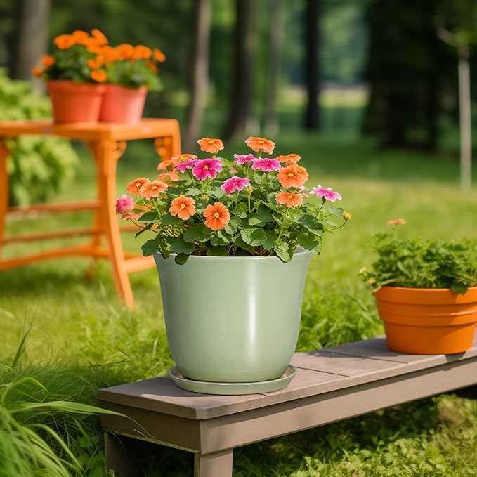 Ceramic Pots for Plants - 10 Inch Planter with Drainage Hole and Tray, Round Large Planter for Indoor Plant Outdoor, Modern Flower Pot, Garden Office Home Decor, Gift for Plant Lover, Green