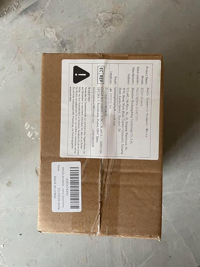 XMGZQ White Knot Statue for Coffee Table Centerpiece Decor,Modern Abstract Art Geometric Sculpture and Figurines, Home Decor Accent,Cube Knick Knacks for Shelves,Bookshelf,Entryway,Floating