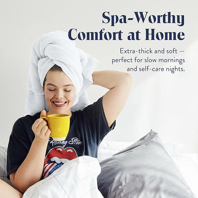 Brooklinen Super-Plush Turkish Cotton Bath Towel Set - Includes 4 Bath Towels Cotton, 820 GSM, Highly Absorbent, Machine Washable, Perfect for Home & Bathroom (White)