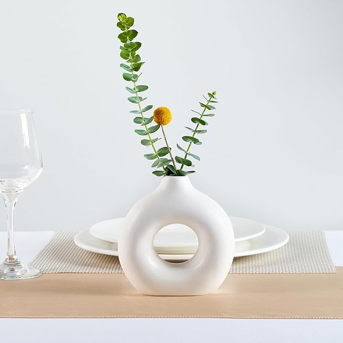 Restaurantware-Table Art Flower Vase, 1 Donut Vase - Minimalist Style, for Fresh Or Artificial Flowers, Black Ceramic Piece for Home Decor, Kitchen, Home, Living Room, Office, and More