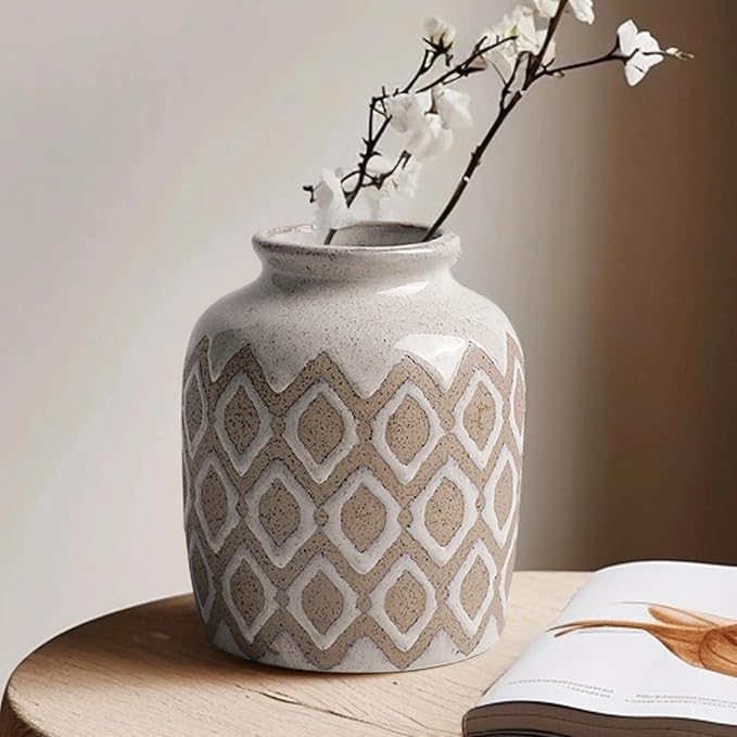 Boho Ceramic Vase, 6 Inch Rustic Farmhouse Pastoral Decor, Vintage Clay Vases for Bouquets, Pampas Grass and Fake Plants, Suitable for Home Decor, Shelf, Dining Table, Living Room, Mantle, Bathroom