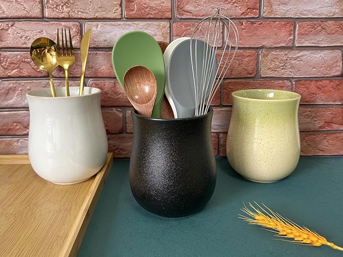 Medium Ceramic Kitchen Utensil Holder for Kitchen Counter Short Cooking Utensil Holder for Countertop Spatula Holder Small Utensil Crock Cutlery Holder Silverware Caddy Flower Vase (Matte Black)