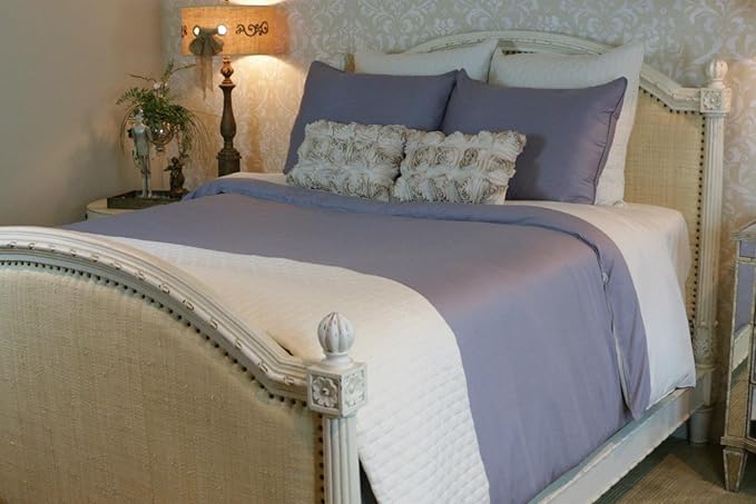 BedVoyage Luxury Bath Towels Set of 3 - Ultra Soft Plush Bathroom Towel Set - Highly Absorbent Viscose from Bamboo Bath Towels Ultra Soft - 3pc Spa Towel for Body - White