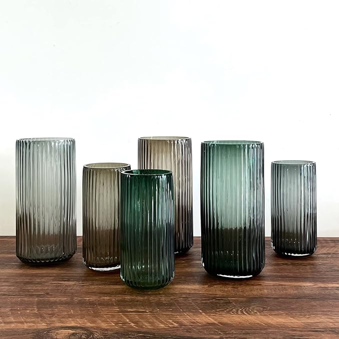 BUICCE Ribbed Glass Flower Vase Green for Farmhouse Decor,Round Vintage Bottles for Kitchen Dining Table Home Shelf Wedding Centerpiece.