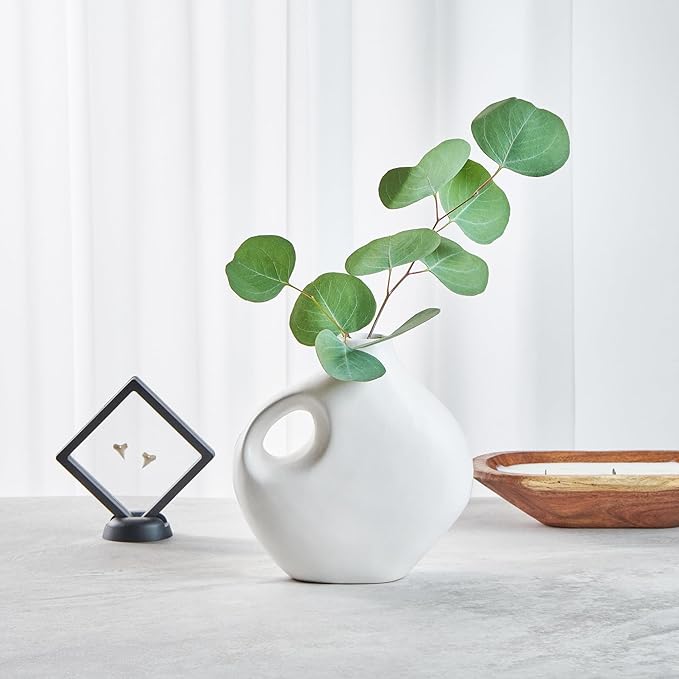 Restaurantware-Table Art Flower Vase, 1 Jug Vase - Minimalist Style, for Fresh Or Artificial Flowers, Black Ceramic Piece for Home Decor, Kitchen, Home, Living Room, Office, and More