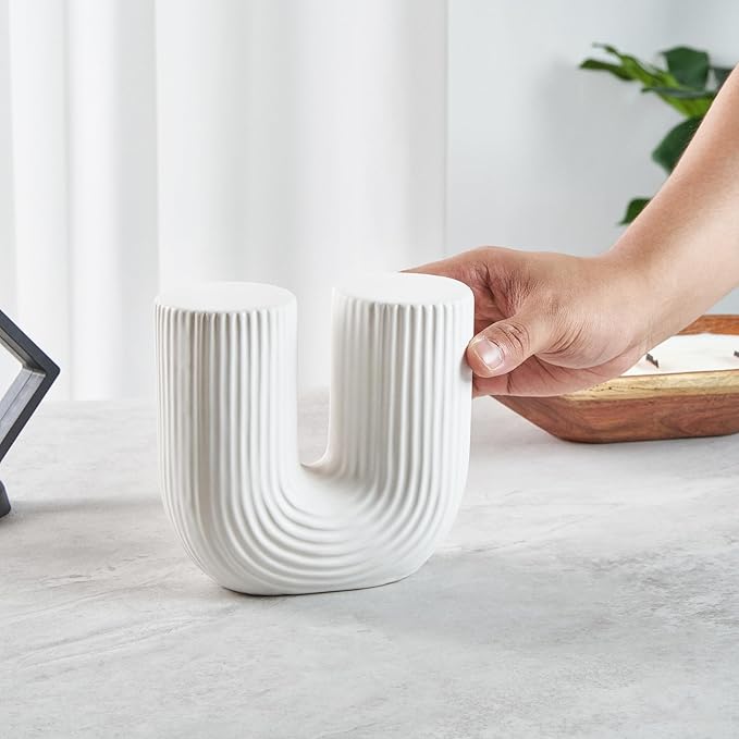 Restaurantware-Table Art Flower Vase, 1 Minimalist Vase - U-Shaped Style, for Fresh Or Artificial Flowers, White Ceramic Vessel for Home Decor, in Kitchen, Home, Living Room, Office, and More