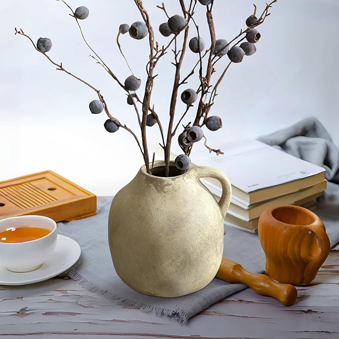 Ceramic Rustic Vase with Handle, Beige Vintage Pottery Flower Vase, Rustic Farmhouse Home Decor for Living Room, Kitchen, Thanksgiving Centerpieces, 5.6 Inch