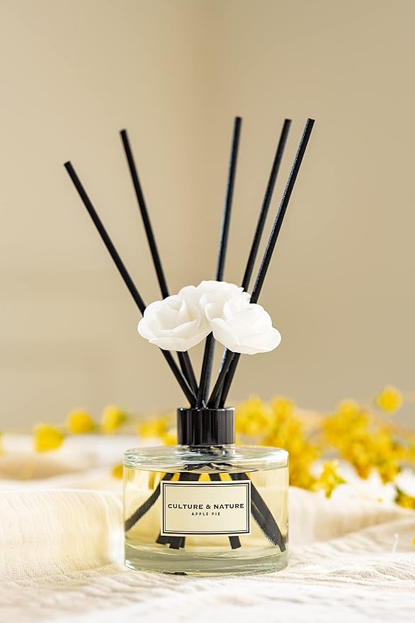 CULTURE & NATURE Reed Diffuser Set 6.7oz (200ml) Apple Pie Scented Diffuser with Sticks Home Fragrance Reed Diffuser for Bathroom Shelf Decor