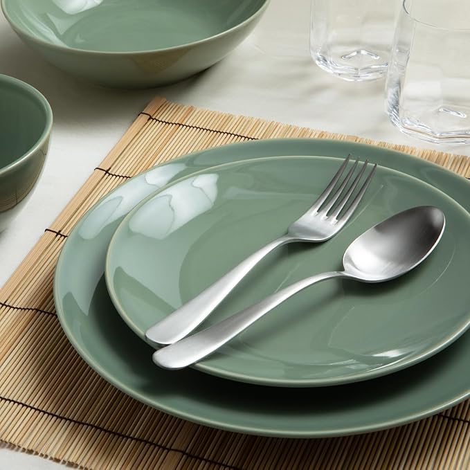 Larder & Vine Ceramic Stoneware Dinnerware 16-Piece Set, 4 Place Settings (Sage)