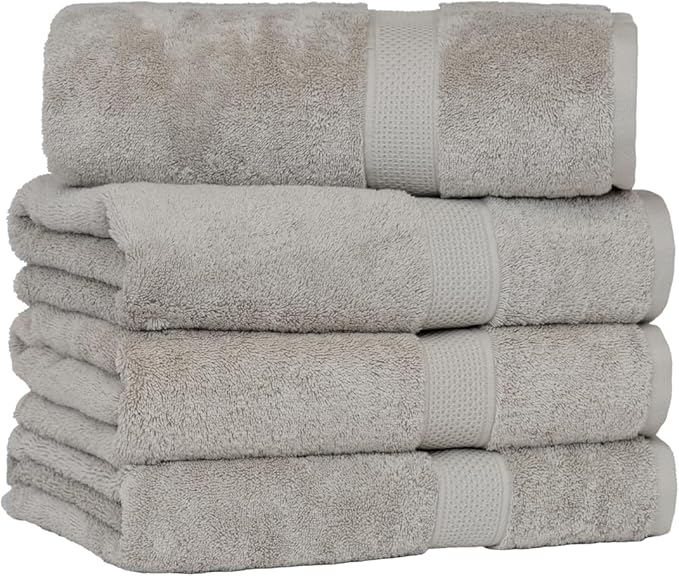 [Japan Technology], Plush Light-Weight Towel, Bath Towel (30x54 inches), 520GSM, Light Gray, Pack of 4, Quick Dry, High Absorbency, 100% Cotton