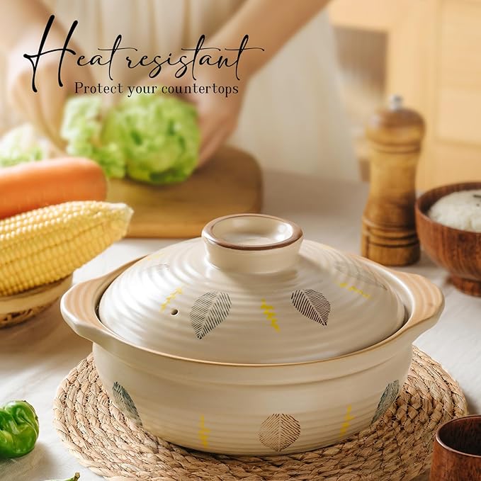 Round Woven Placemats Set of 4, Natural Water Hyacinth Place mats, 12 inch Rattan Placemats Wicker Placemats Farmhouse Boho Braided Heat Resistant Outdoor Placemat Patio Table Place Mats