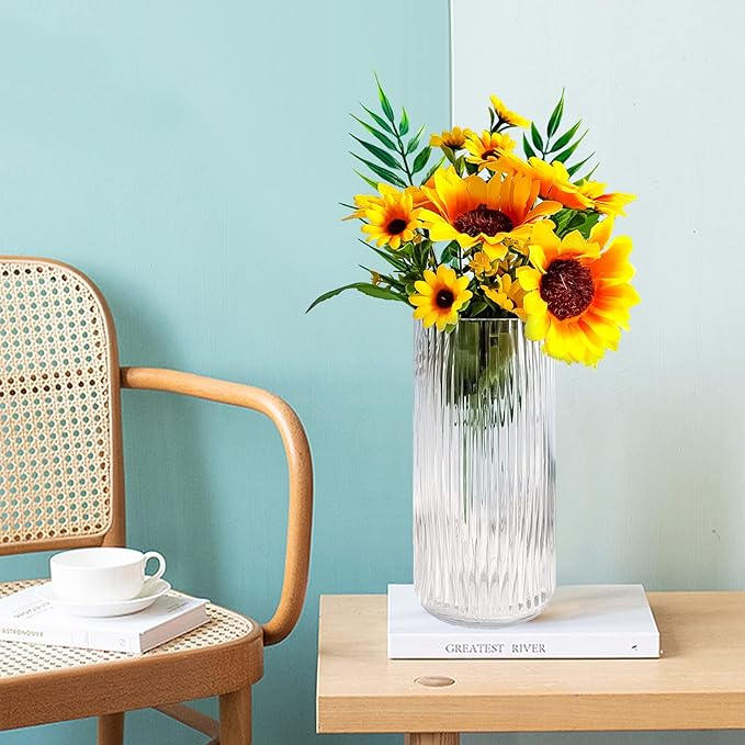Muyan 7.5" Flower Vase for Decor Ribbed Glass Vase Modern for Centerpieces Desktop Home Office Dining Living Room Wedding (Clear)