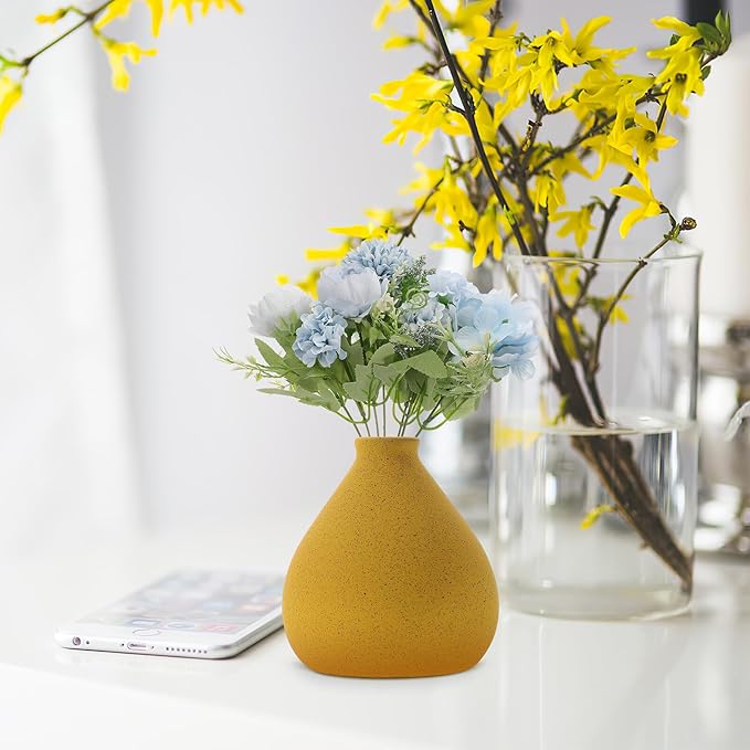 Rustic Ceramic Flower Vase for Floral Arrangement Corrosion-Resistant Stoneware Vase Yellow Ceramic Dried Flower Holder for Home Decor Living Bedroom and Table Centerpiece