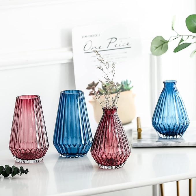G Red Glass Vases Home Decor, Fluted Glass Vase Hand Blown Thickened Floral Vase for Home Office Party 5.2" H