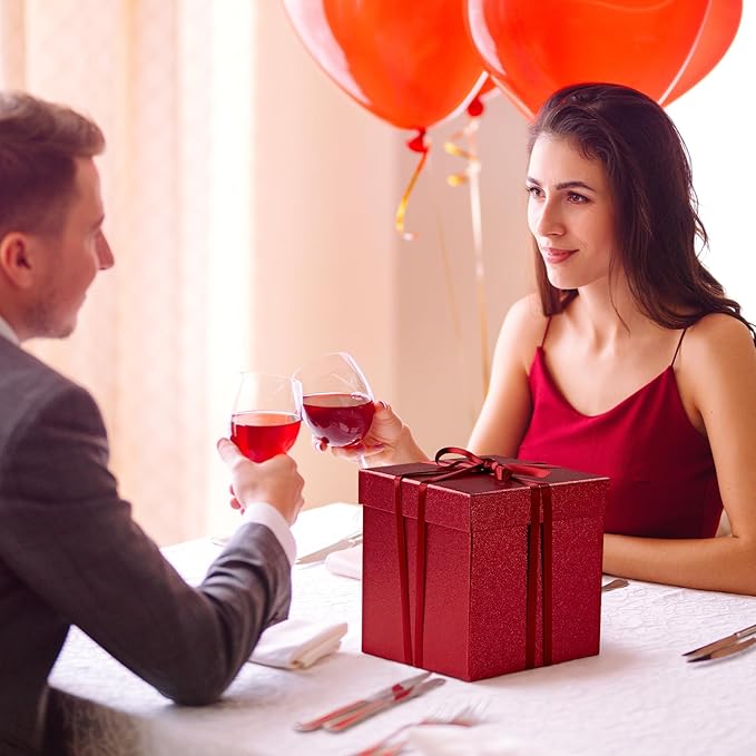 UNIQOOO 5Pcs Red Glitter Xmas Gift Box Set with Lid, Assorted Size, Square Nested Wedding Keepsake Boxes, Holiday Paper Box Tower For Birthday Party, Mother's Day Gift Wrap Packaging