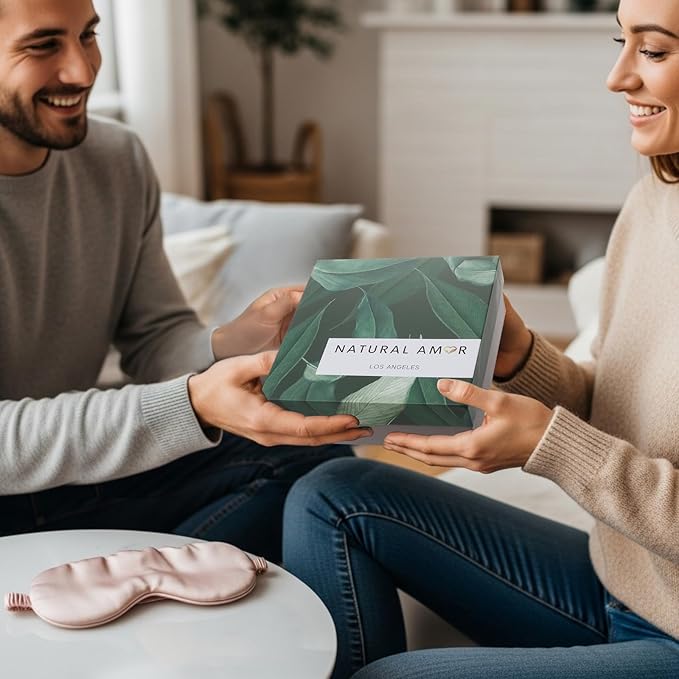 Natural Amor Spa Gift Set for Women 6 PCS– Relaxation Kit with Handmade Soap, Bath Bombs, Candle, Christmas Gift Box for Her, Self Care Birthday Gifts