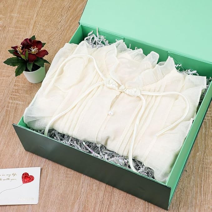 5 Pcs Large Gift Box 13.5x11.8x4.7 Inches, Green Gift Boxes for Presents with Magnetic Closure Lid, Luxury Gift Box Rectangle Collapsible Boxes for Gift Packaging