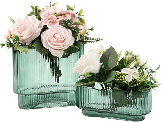 Short Glass Vases, Set of 2 Green Glass Vases for Tulips, Ribbed Vase for Flowers, Modern Small Vase for Living Room, Dining Room, Bathroom, Desk, Shelf, Wedding, Office