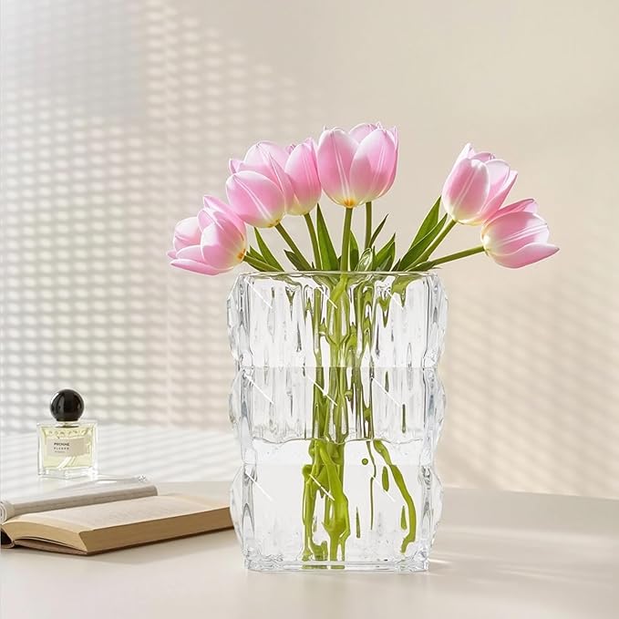 VECELO Crystal Glass Vase - Textured Clear Flower Vase for Fresh Flowers & Hydroponic Plants, Modern Decorative Centerpiece for Dining Table, Coffee Table & Home Décor, 9.06 Inches