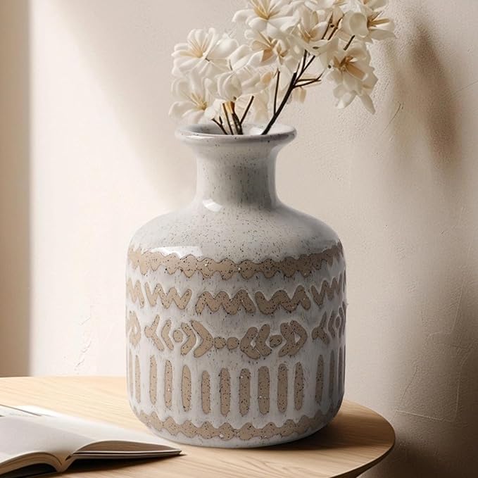 Boho Ceramic Vase, 6.5 Inch Rustic Farmhouse Pastoral Decor, Vintage Clay Vases for Bouquets, Pampas Grass and Fake Plants, Suitable for Home Decor, Shelf, Dining Table, Living Room, Mantle, Bathroom