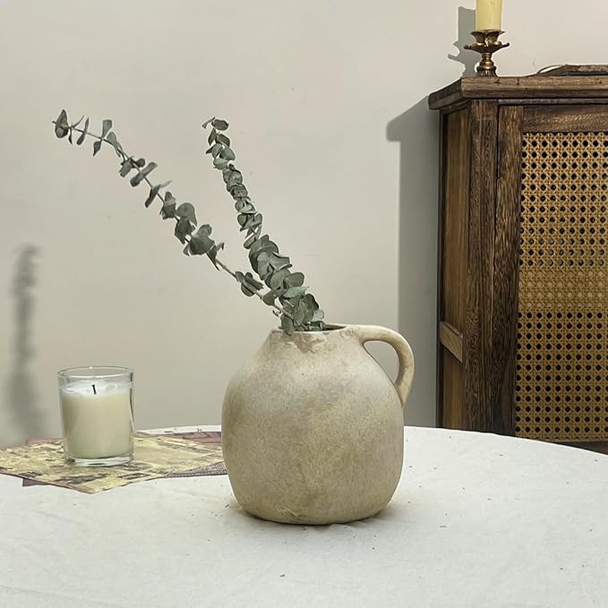 Ceramic Rustic Vase with Handle, Beige Vintage Pottery Flower Vase, Rustic Farmhouse Home Decor for Living Room, Kitchen, Thanksgiving Centerpieces, 5.6 Inch