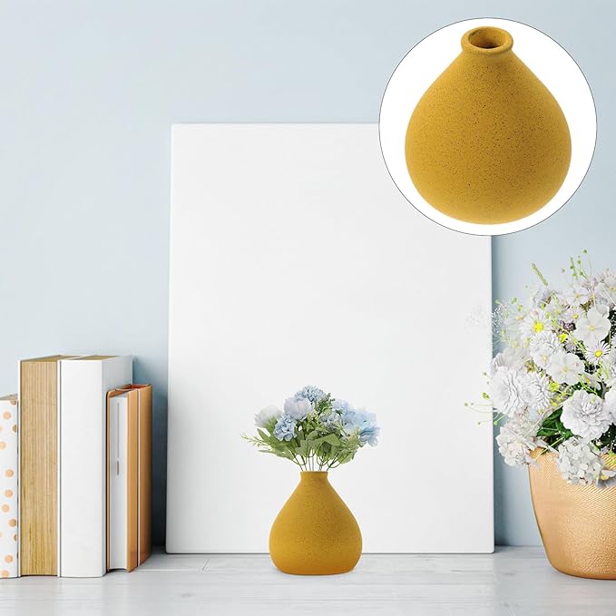 Rustic Ceramic Flower Vase for Floral Arrangement Corrosion-Resistant Stoneware Vase Yellow Ceramic Dried Flower Holder for Home Decor Living Bedroom and Table Centerpiece