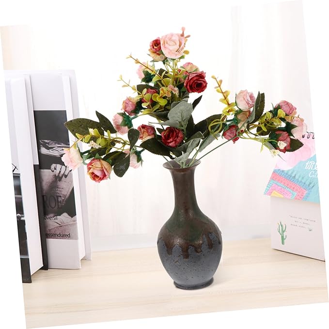 Retro Ceramic Flower Vase for Desktop Floral Arrangements Delicate Stoneware Vase Home Decor with Simple Elegant Design for Fresh Dried Flowers Artistic Accent for Living Office