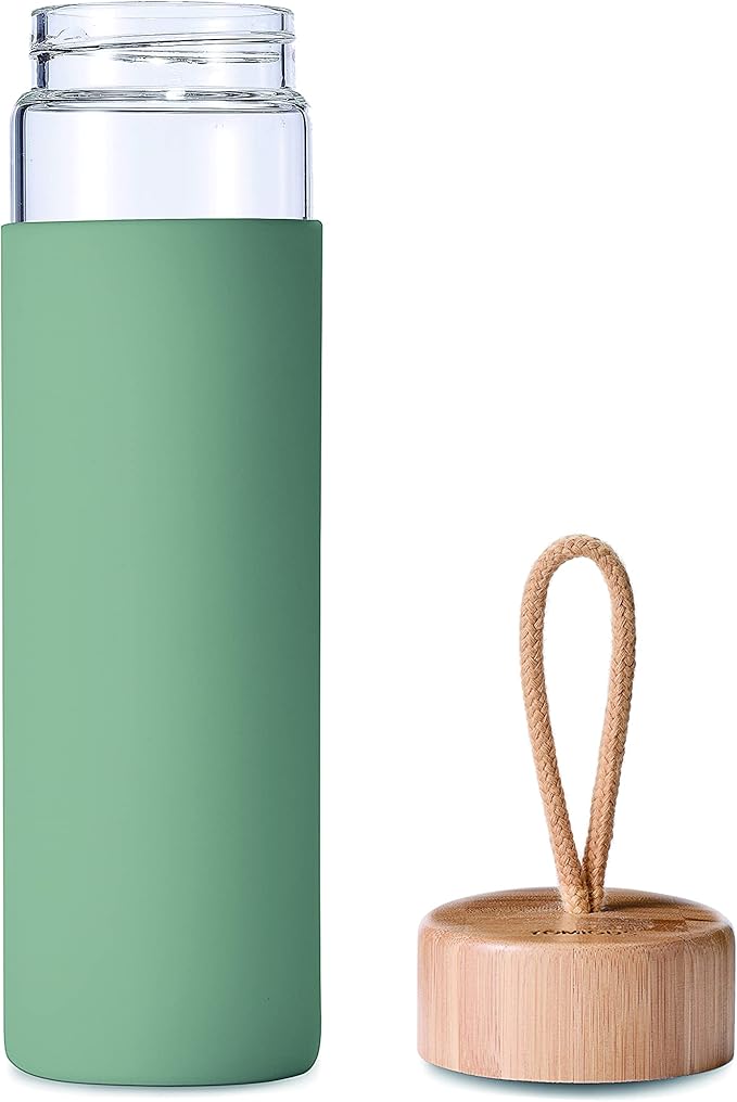 20 Oz Borosilicate Glass Water Bottles with Silicone Sleeve BPA Free, Dishwasher Safe - Reusable Clear Glass Drinking with Leak Proof Bamboo Lid | Perfect Gym Water Bottles for Men & Women