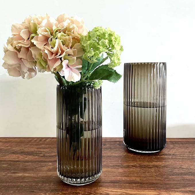 BUICCE Hand Blown Glass Flower Vase for Farmhouse Decor,Round Vintage Foding Bottles for Kitchen Dining Table Cafe Home Shelf Wedding Centerpiece. Amber