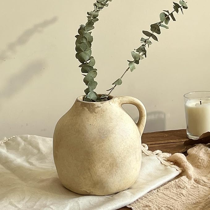 Ceramic Rustic Vase with Handle, Beige Vintage Pottery Flower Vase, Rustic Farmhouse Home Decor for Living Room, Kitchen, Thanksgiving Centerpieces, 5.6 Inch