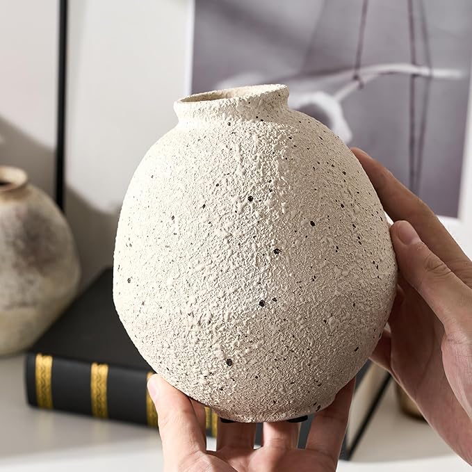 Ceramic Flower Vase, 6.22 Inch Rustic Farmhouse Vase Home Decor, Handcrafted Vintage Pottery Vase, Small Terracotta Vases for Living Room, Table, Shelf, Fireplace, Off-White