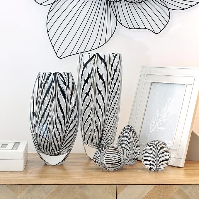 Ca D Oro Murano Style Glass Vase Black and White Feather Pattern Hand Blown Art Glass for Flower, Room Decoration and Centerpiece - Model 54 MS