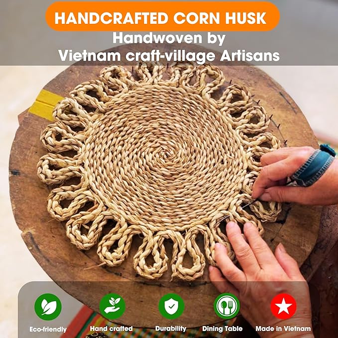 Handmade Round Woven Placemats Set of 6 – Natural Corn Husk Woven Place Mats – Heat Resistant, Non-Slip Wicker Table Mats – Rattan Round Placemats – for Dining, Weddings, Christmas & New Year Décor