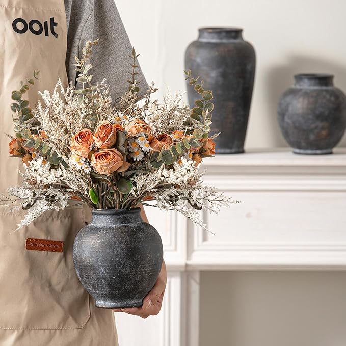 Ceramic Rustic Vase, 6 Inch Small Flower Farmhouse Vase Decorative Vase Short Pottery Vases for Home Decor Table Living Room Entryway Mantel Bookshelf Bedroom Bathroom Kitchen - Black