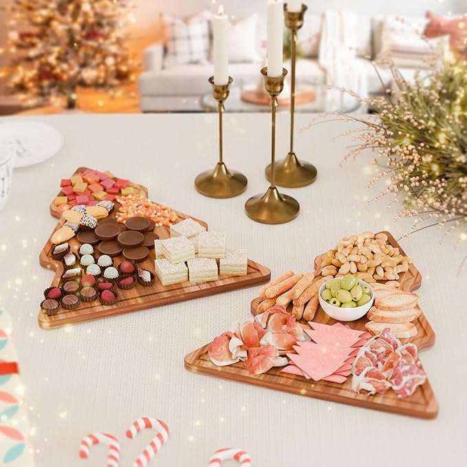 New – 17-Inch Long Large Christmas Tree Charcuterie Board – Acacia Wood Christmas Cutting Board (17x12.5in) Holiday Serving Tray, Winter Cheese Board, Wooden Christmas Platter & Kitchen Decor Gift