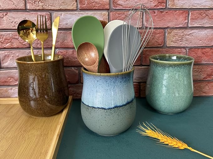 Medium Ceramic Kitchen Utensil Holder for Kitchen Counter Short Cooking Utensil Holder for Countertop Spatula Holder Small Utensil Crock Cutlery Holder Silverware Caddy Flower Vase (Retro Coast Beach)