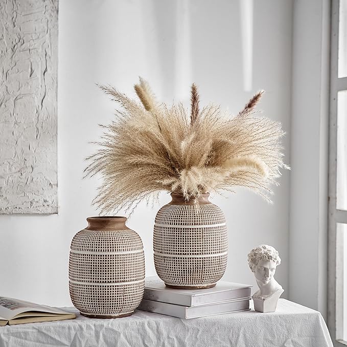 AWNR Terracotta Vase Farmhouse Decor: Rustic Ceramic Decorative Vase for Flowers Vintage Stoneware Flower Vase for Home Decor Living Room Dining Table Centerpieces Decortion