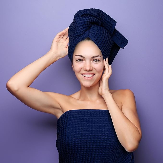 PÜSKÜL Premium Waffle Bath Towels Set of 2 - Organic 100% Turkish Cotton Bath Towel - Quick Dry, Absorbent, Light, Thin, 32x63 Large Waffle Towels for Bathroom (Navy Blue Bath Towels - Pack of 2)