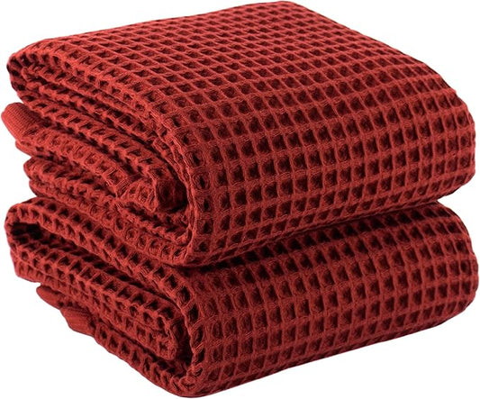 PÜSKÜL Premium Waffle Bath Towels Set of 2 - Organic 100% Turkish Cotton Bath Towel - Quick Dry, Absorbent, Light, Thin, 32x63 Large Waffle Towels for Bathroom (Red Brick Bath Towels - Pack of 2)